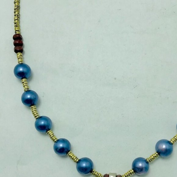 Metal And Wooden Beaded Chain Pendant Necklace, Handmade Light Weight Pendant - Picture 7 of 13